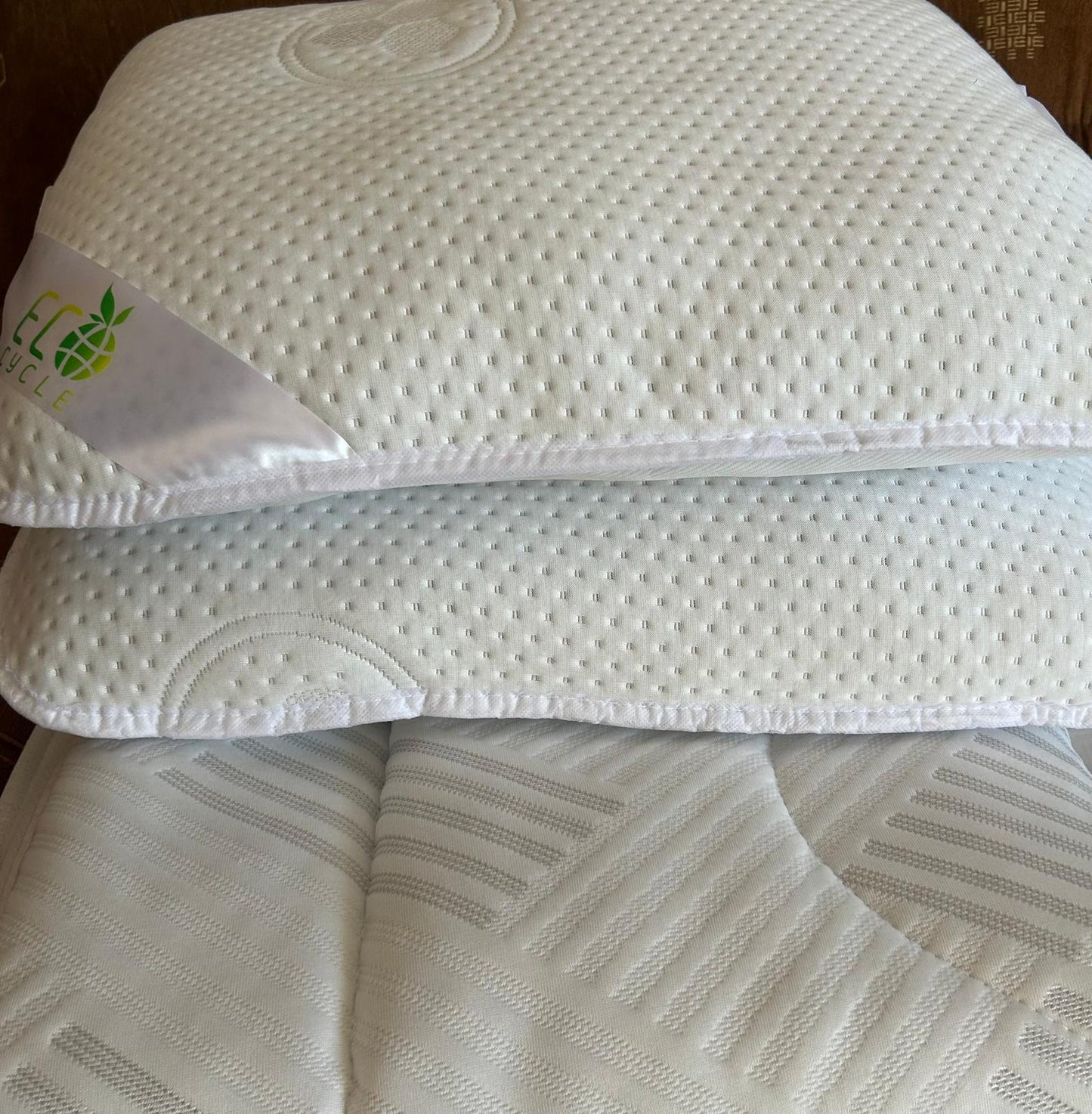 Set Eco Cycle – Plapuma si  2  Perne pentru un somn natural si confortabil